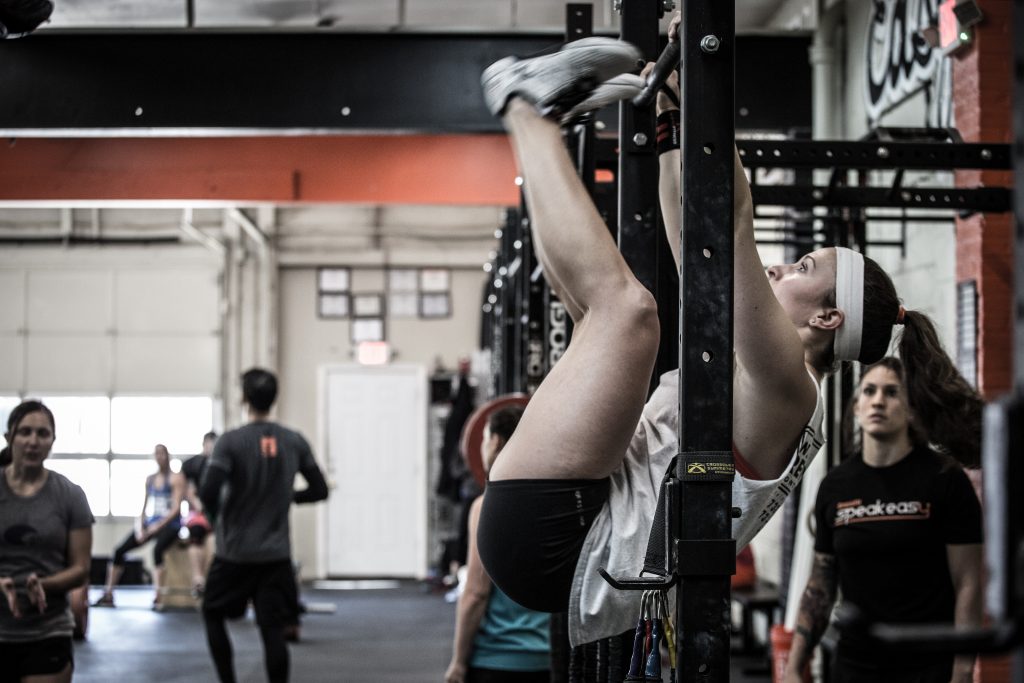 Lauren R. getting all the toes to the bar.